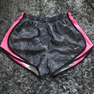 Nike tempo running shorts